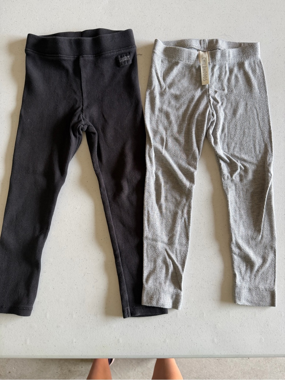 Leggings lot - 2 pair